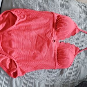 Bathing suit